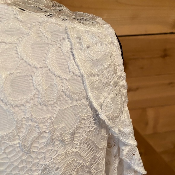 First Look Cold Shoulder White Lace Dress NWOT - Picture 8 of 9